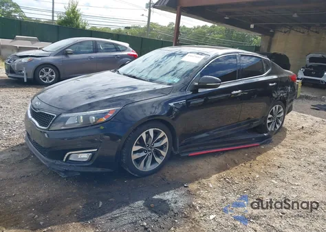 2015 Kia Optima Sx Turbo z USA, uszkodzony, nr VIN 5XXGR4A69FG397813